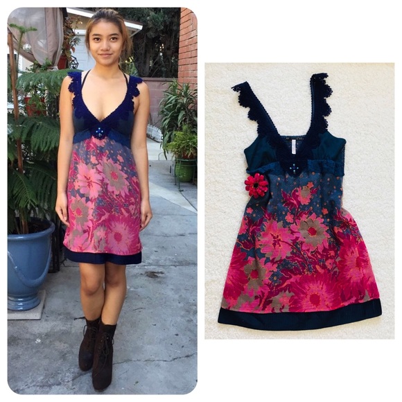 Free People Dresses & Skirts - Free people Wool Blend Floral Crochet Dress